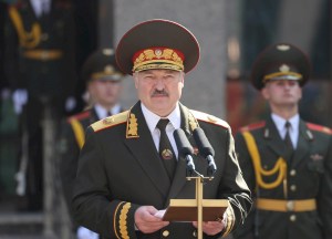 Lukashenko es añadido formalmente a la lista de sancionados de la UE