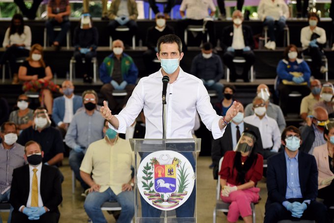 Juan Guaidó a militares de la Reserva Activa: Nos toca reconstruir la República y recuperar la soberanía