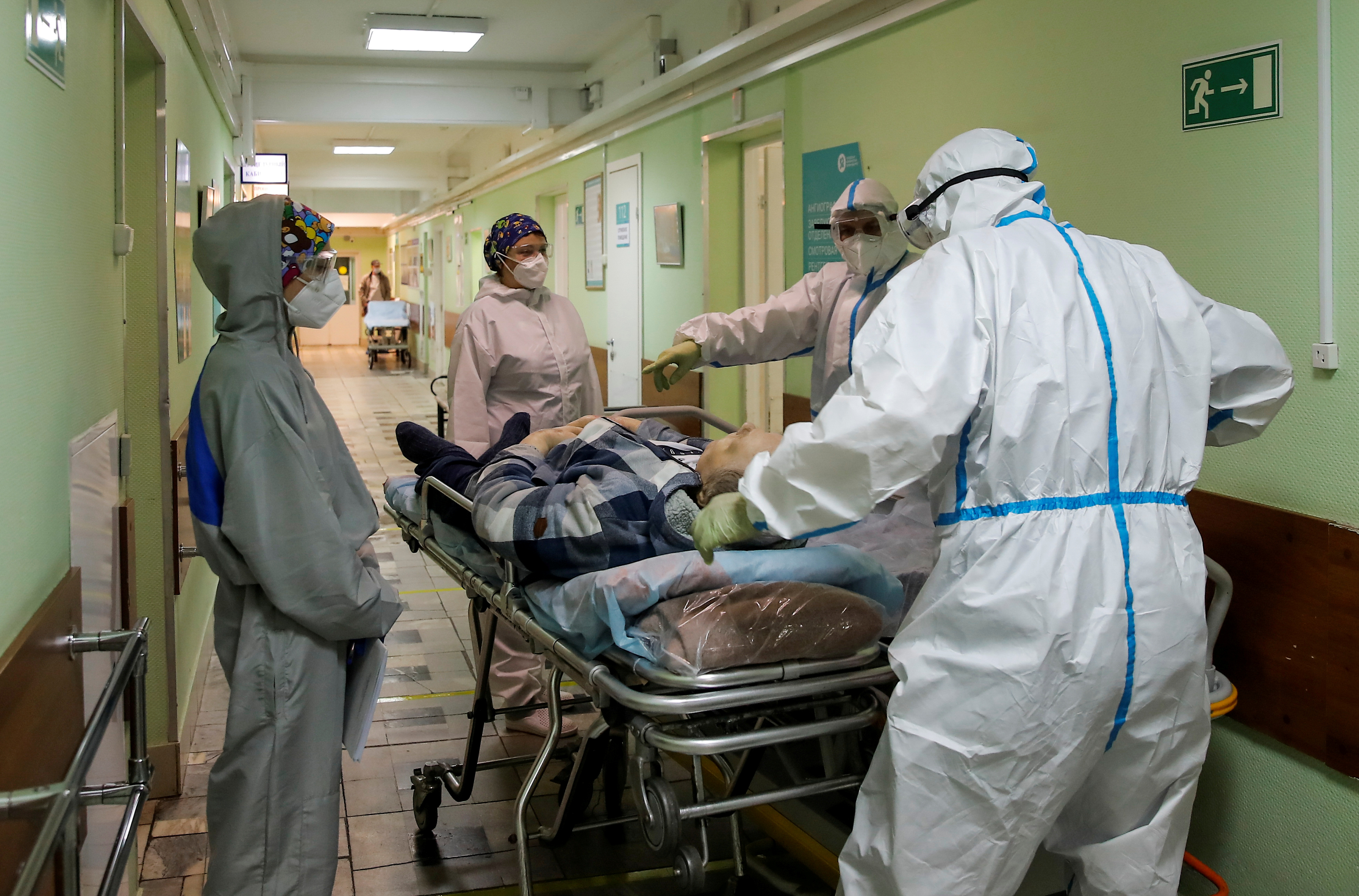 Rusia supera los 2.8 millones de contagios por coronavirus