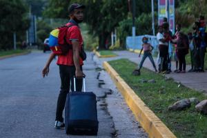 Venezolanos apuran últimos días para regularizar estatus en Trinidad y Tobago