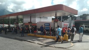 Así se encuentra las E/S en Caracas, con el nuevo plan de suministro de gasolina #5Oct (FOTOS)