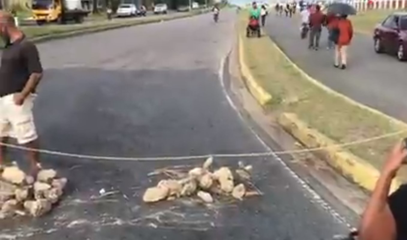 EN VIDEO: Tercer día consecutivo de protestas en Monagas por escasez de gas #21Oct
