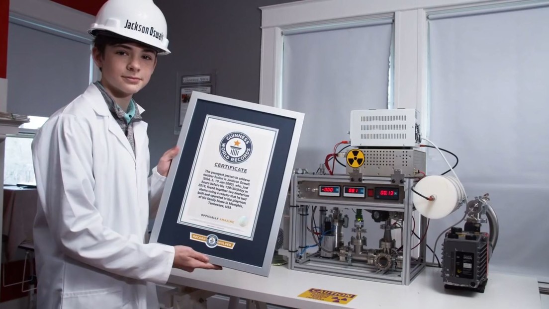 ¡Increíble! Un adolescente consigue el récord Guinness al lograr una fusión nuclear…en su propia casa