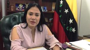 Alcabalas de la muerte: Laidy Gómez denuncia funcionarios militares cobran por pasar a fallecidos por Covid-19