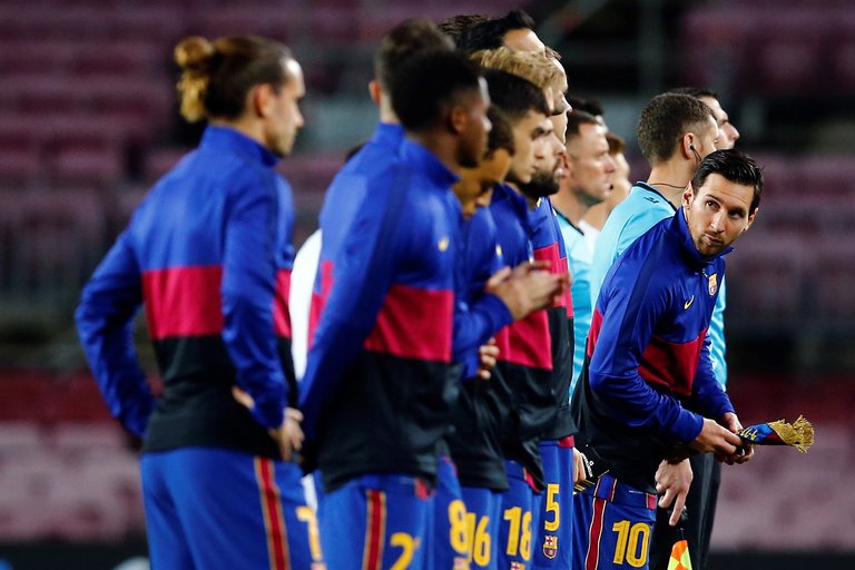 La crisis en el Barça sigue: Del drástico recorte salarial a la posible salida de Messi
