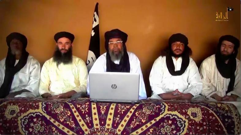 Francia anuncia que un alto mando de Al Qaeda fue abatido en Mali