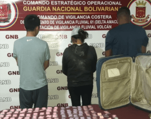 Atraparon a una fiscal del MP con más de dos mil pastillas de éxtasis en Delta Amacuro (Fotos)