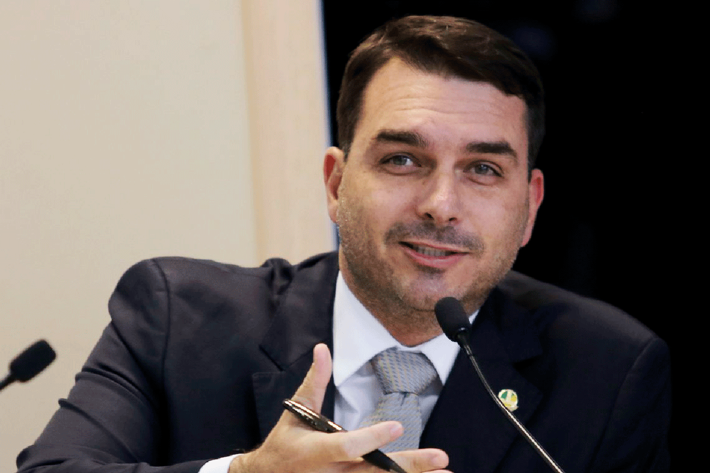 Fiscalía de Brasil denuncia al hijo mayor de Jair Bolsonaro por corrupción
