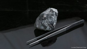 Encuentran en Botsuana uno de los diamantes más grandes de la historia… y no creerás cuánto pesa