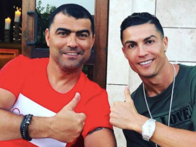 Acusan de fraude al hermano de Cristiano Ronaldo por producir copias falsas de camisetas de la Juventus