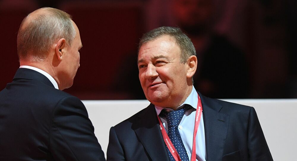 Un oligarca ruso se atribuye “el palacio” del cual Navalny asegura que es propiedad de Putin
