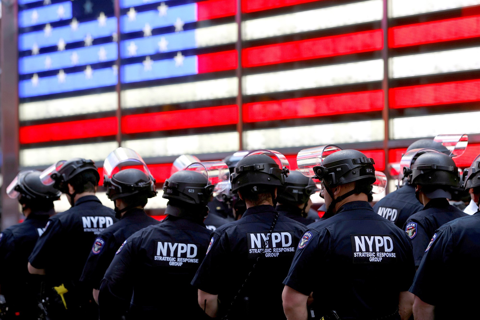 Nueva York despliega 500 policías más en el metro tras cuatro apuñalamientos