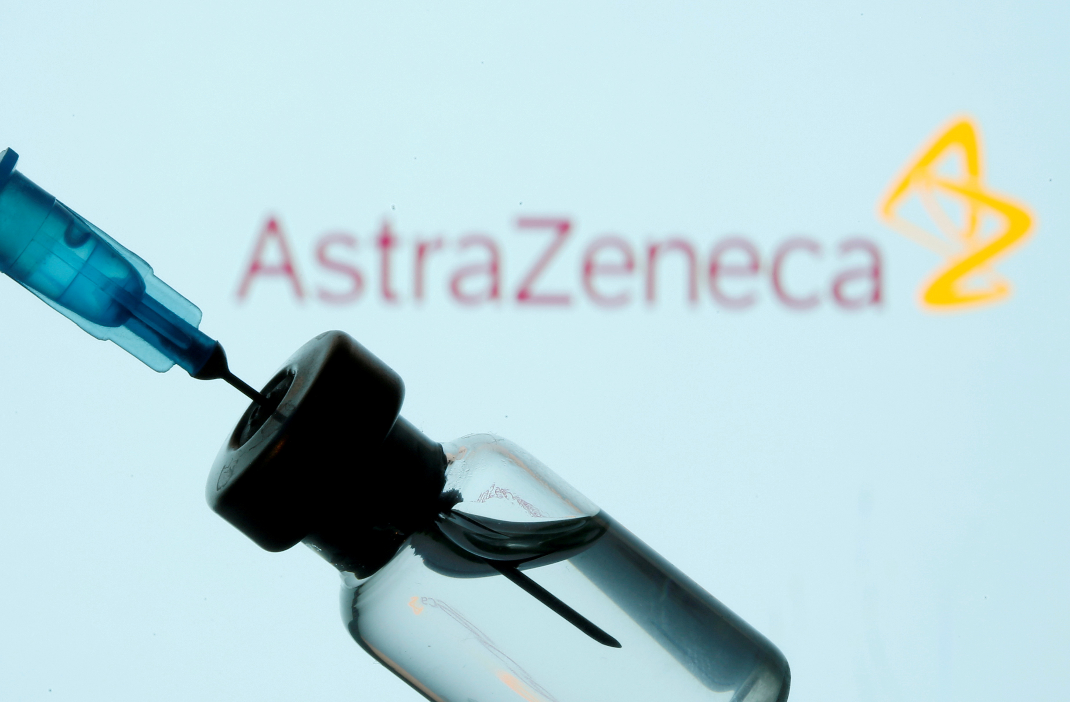 Alemania dice que restringe vacuna de AstraZeneca solo por falta de datos