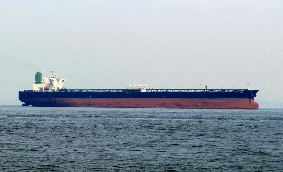 Guardia costera de Indonesia detiene buque iraní por trasvase ilegal de crudo presuntamente venezolano