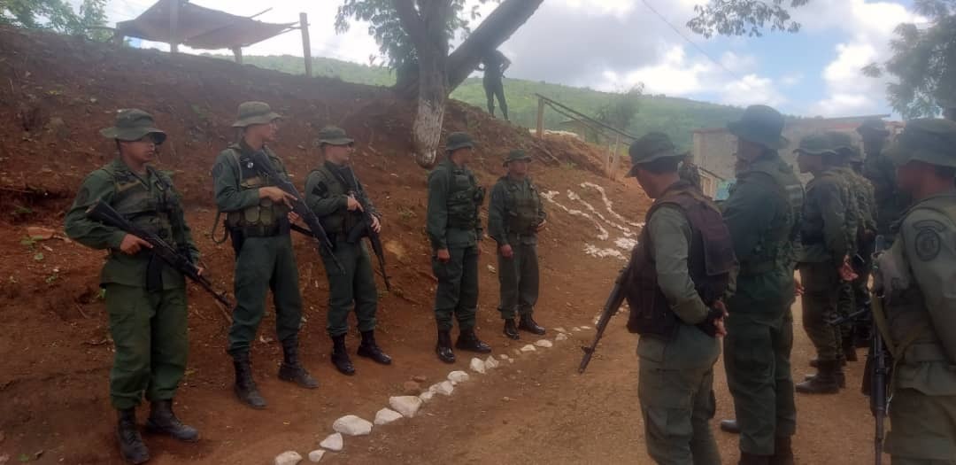 Cinco militares detenidos en Bolívar por abusar sexualmente a una oficial en presunta sesión espiritista