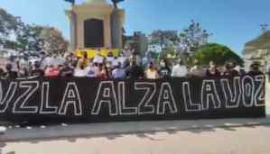 Estudiantes se concentran en la Plaza Bolívar de Valencia por el Día de la Juventud #12Feb (VIDEO)