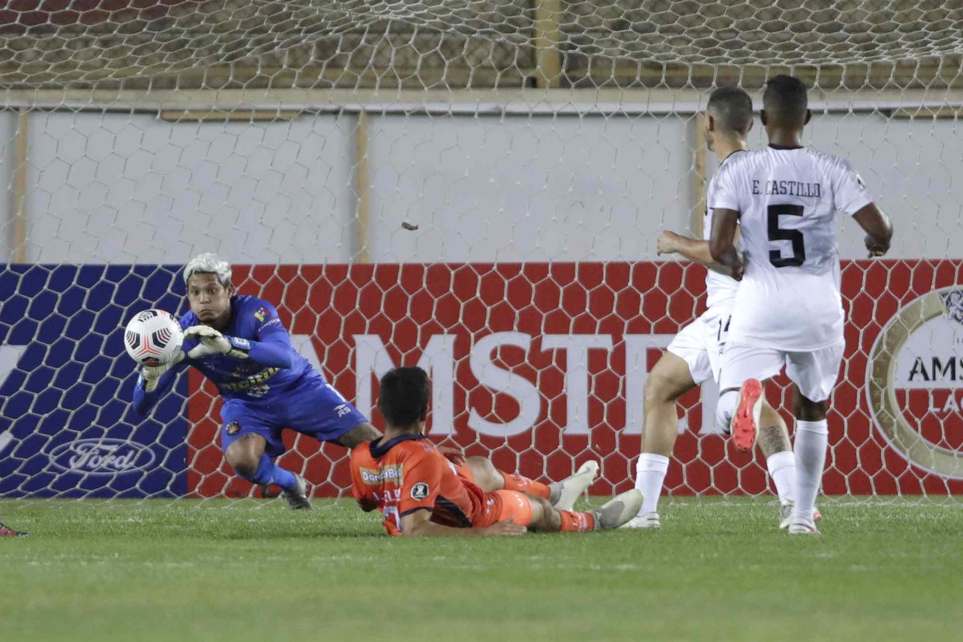 Caracas FC rescató empate frente a César Vallejo en Copa Libertadores