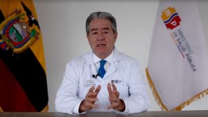 Ministro de Salud en Ecuador renuncia en medio de críticas a plan de vacunación