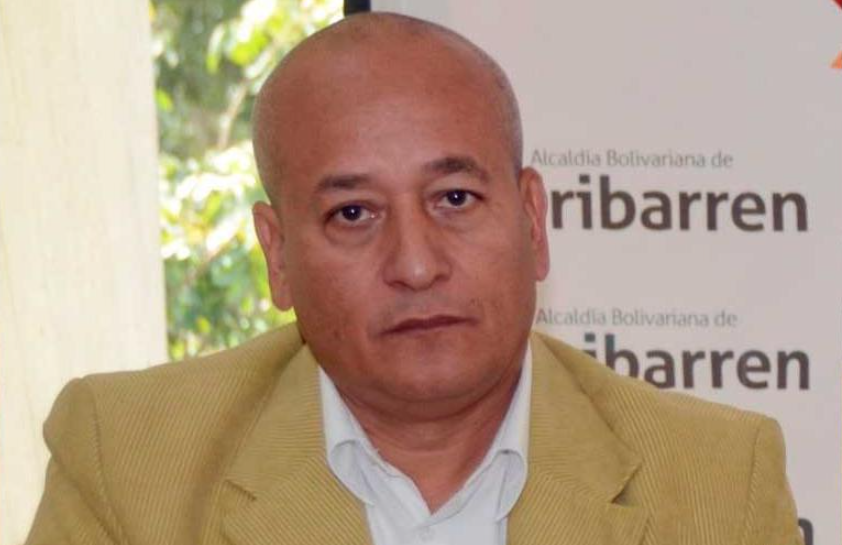 Director del Imca de Barquisimeto manchó de sangre los edificios de Misión Vivienda