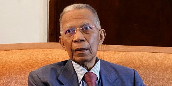 Fallece Didier Ratsiraka, expresidente de Madagascar, a los 84 años