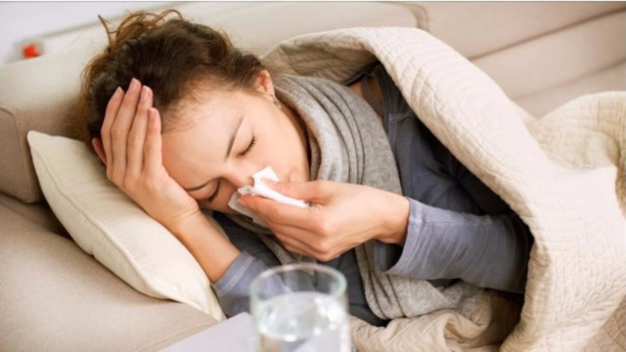 Dormir bien puede hacer más efectiva la inmunización contra el coronavirus, asegura experta