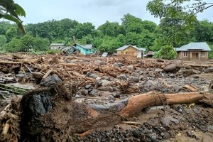 Inundaciones causan más de 50 muertos en Indonesia y Timor Oriental