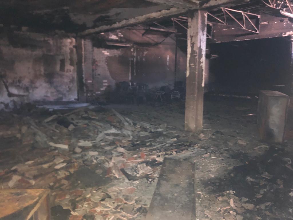 Informe técnico de los bomberos reveló que el incendio en la sede del CNP en Sucre fue provocado (FOTOS)