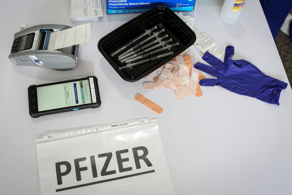 La vacuna de Pfizer puede conservarse durante un mes en un refrigerador