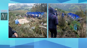 Decenas de muertos tras volcamiento de autobús en ruta andina de Perú