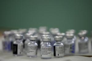 La vacuna de Pfizer reduce la mortalidad del coronavirus en un 98%, según estudio