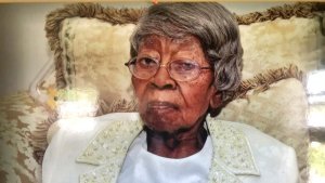 Falleció la mujer más longeva de Estados Unidos a los 115 años