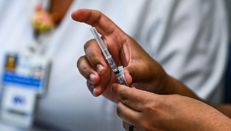 Pfizer detecta vacunas falsas contra la Covid-19 en México y Polonia