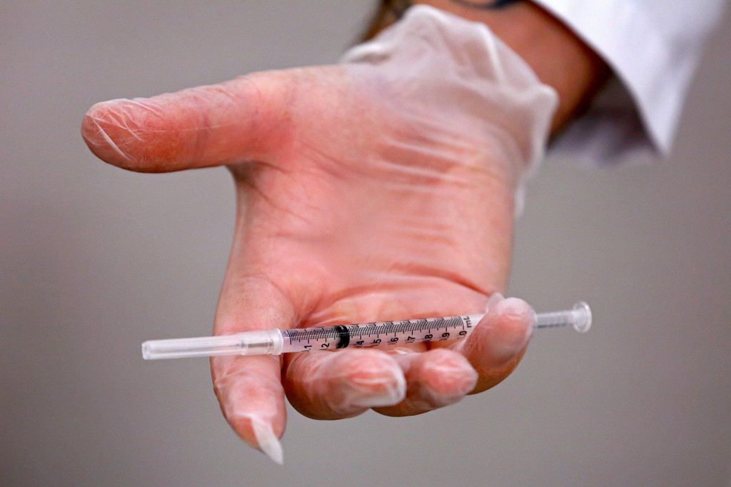 Variante Delta golpea más a los jóvenes que no están vacunados contra el Covid-19