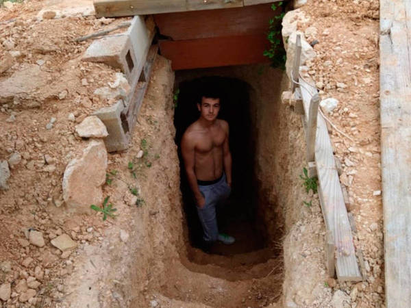 La historia de Andrés Cantó: Construyó una cueva en el patio de su casa para escapar de las peleas familiares