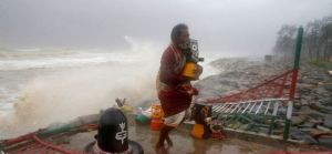 VIDEOS: Los efectos del ciclón Yaas a su paso por la India
