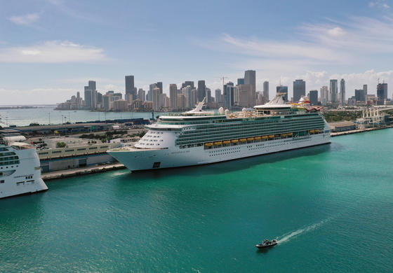 Al menos dos pasajeros de un crucero de Royal Caribbean dieron positivo por Covid-19