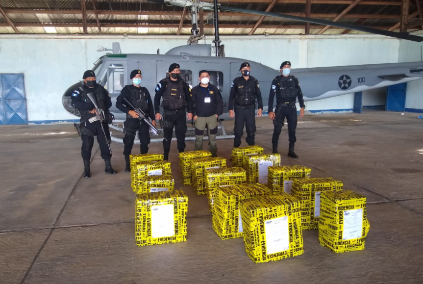Guatemala decomisó más de mil 400 kilos de cocaína en zona cercana a México