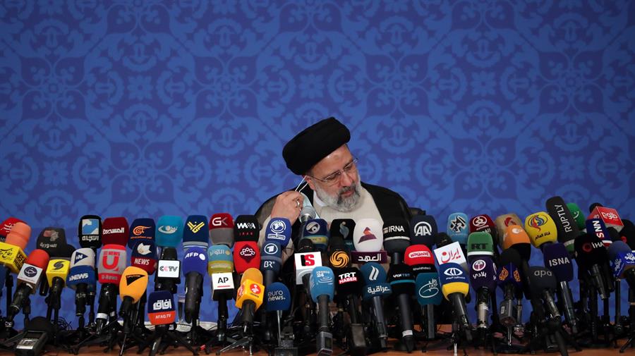 El programa de misiles balísticos de Irán no es negociable, insiste su presidente Ebrahim Raisí