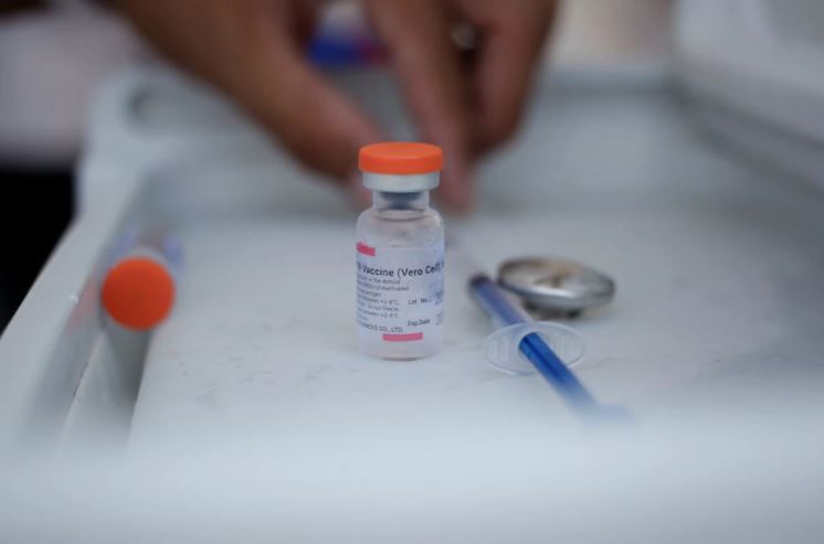 Por qué la reciente aprobación de la vacuna CoronaVac será crucial para frenar la pandemia
