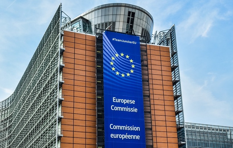 La Comisión Europea aprueba un mecanismo de ayuda humanitaria para refugiados