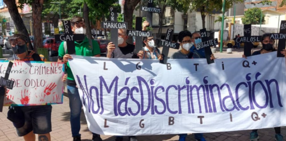Protestaron en Las Mercedes para exigir que cesen los crímenes de odio contra la comunidad Lgbti