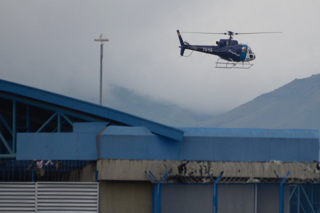 Ecuador declaró emergencia en su sistema carcelario tras motines con 22 muertos