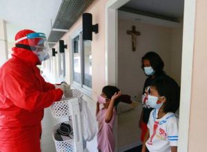 Devastador: El Covid-19 ha cobrado la vida de más de 800 niños en Indonesia