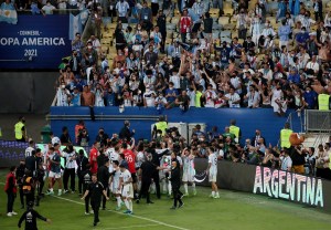 Multan a Confederación Brasileña de Fútbol por infracciones sanitarias en final de la Copa América
