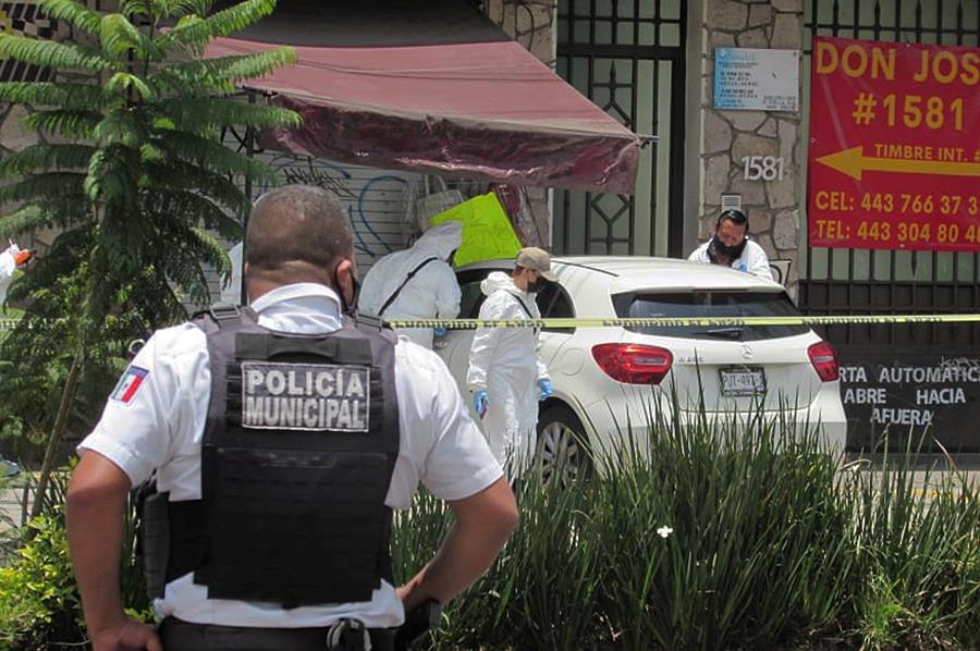 Violencia en Michoacán: Sicarios asesinaron a cinco hombres y los apilaron en un camino