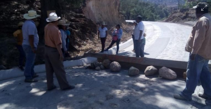 Insólito: En México declaran muertos a más de mil comuneros para despojarlos de sus tierras