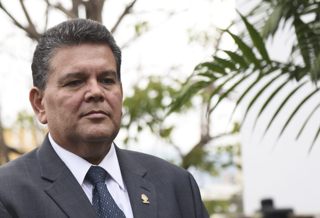 Muere diputado costarricense Rodolfo Peña tras luchar contra el Covid-19