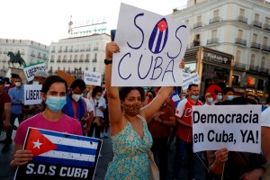 “¿Dónde está mi hijo?”: Familiares buscan a detenidos durante protestas en Cuba