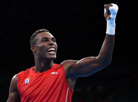 Tokio 2020: El púgil Julio la Cruz suma la tercera medalla olímpica de Cuba en boxeo