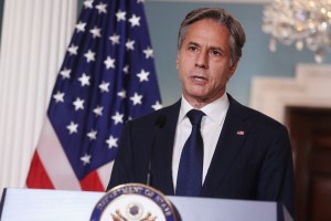 EEUU suspendió su presencia diplomática en Afganistán y la trasladó a Catar
